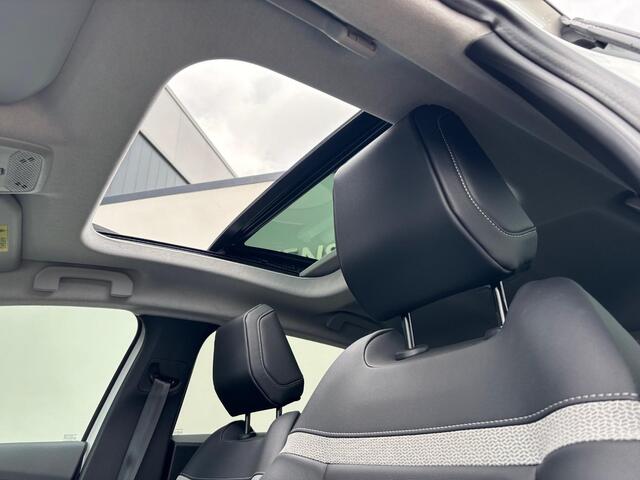 Citroen C4 1.2 PT 130 EAT8 Shine | Panoramadak | Lederen bekleding | Prijs is rijklaar