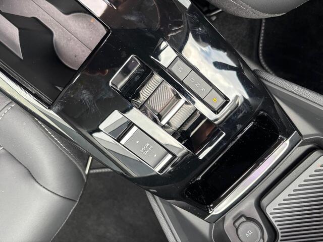 Citroen C4 1.2 PT 130 EAT8 Shine | Panoramadak | Lederen bekleding | Prijs is rijklaar