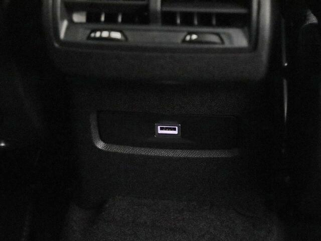 Citroen C4 Hybrid 136 PK Automaat Max | Private Lease 36 mnd 10.000 p.j. ¤489,- | Adaptive Cruise Control | Camera voor + achter |