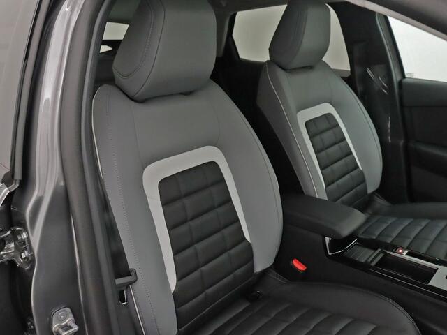 Citroen C4 Hybrid 136 PK Automaat Max | Private Lease 36 mnd 10.000 p.j. ¤489,- | Adaptive Cruise Control | Camera voor + achter |