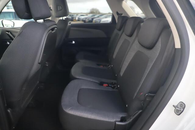 Citroen C4 SpaceTourer 1.2 PureTech Business 131PK Trekhaak Keyless 17 inch LMV Navigatie Achteruitrijcamera Stoelverwarming Adaptive Cruise Carplay Android