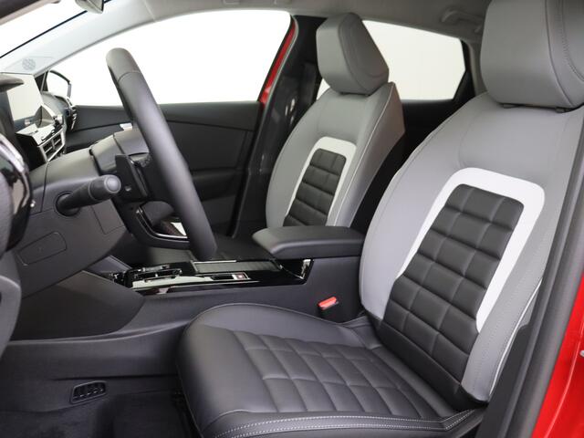 Citroen C4 1.2 Hybrid 136 e-DCS6 Max | Pack techno | Verwarmd stuurwiel |