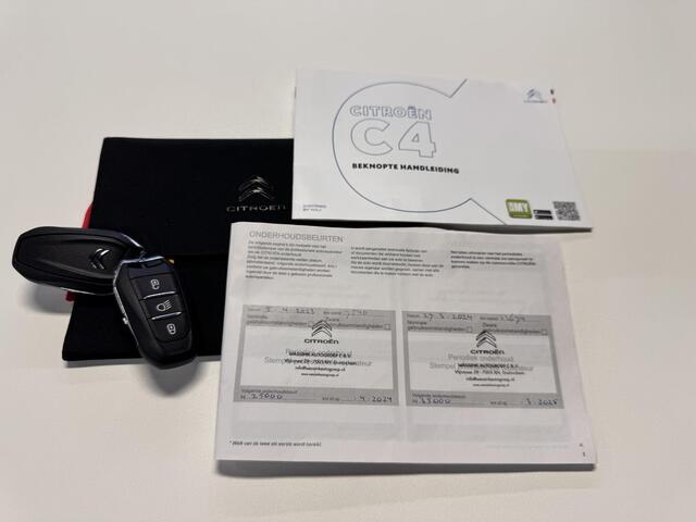 Citroen C4 1.2 Puretech Shine / Schuifkanteldak / Lederen bekleding / Airco / Stoel verwarming/ Navigatie / Apple carplay/Android Auto / Cruise Control /