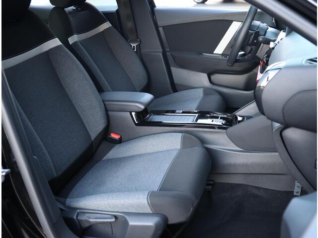 Citroen C4 1.2 130PK Feel | Camera | Navigatie | AppleCarPlay/AndroidAuto | CruiseControl | ClimateControl | Isofix |