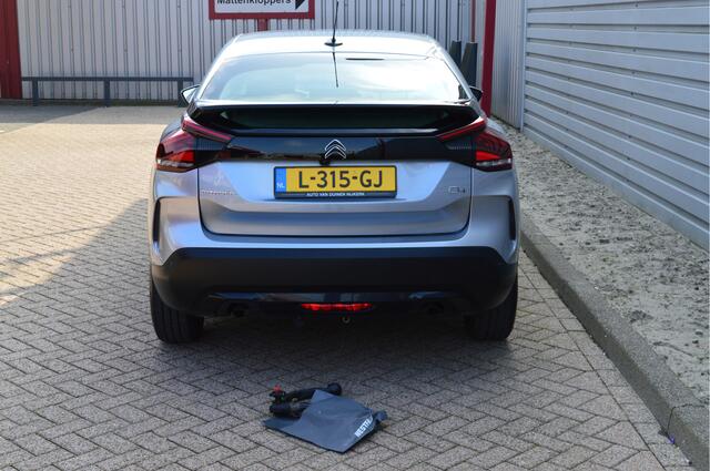Citroen C4 1.2 Puretech Feel O.a: Afn. Haak, PDC, Carplay, Clima, Cruise, Rijklaar, Etc. All-in prijs!