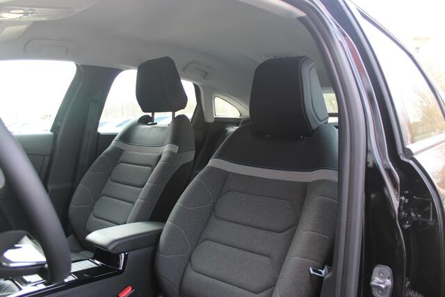 Citroen C4 1.2 130PK YOU | DRAADLOZE APPLE CARPLAY/ANDROID AUTO | CRUISE CONTROL | ACHTERUITRIJ CAMERA | DAB+ RADIO | CLIMATE CONTROL | REGEN/LICHT SENSOR | LANE ASSIST |
