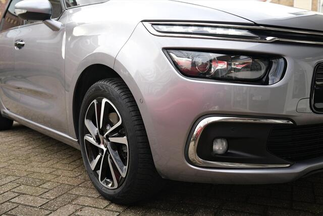 Citroen C4 SpaceTourer THP 165 Automaat Shine Xenon | Camera | Trekhaak | Sensoren voor & achter