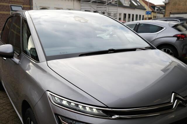 Citroen C4 SpaceTourer THP 165 Automaat Shine Xenon | Camera | Trekhaak | Sensoren voor & achter
