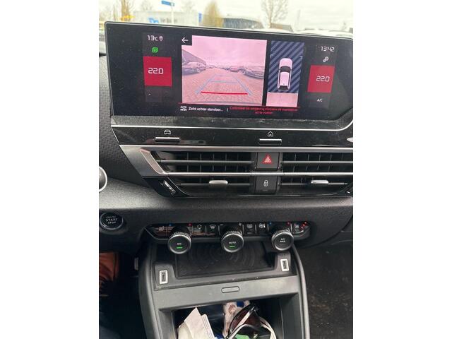 Citroen C4 1.2 Puretech Shine | Navigatie | Head-up Display | Cruise Control | Stoelverwarming | Stuurwielverwarming | Climate Control