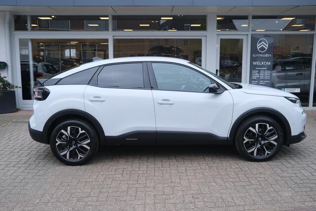 Citroen C4 Hybrid 145 Max Automaat 6 |Stoel- en stuurverwarming | Camera en Sensoren |