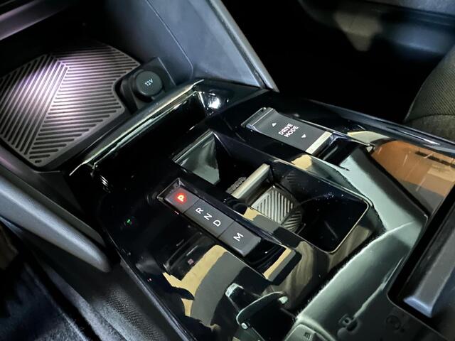 Citroen C4 1.2 Puretech Shine Pano/360/keyless