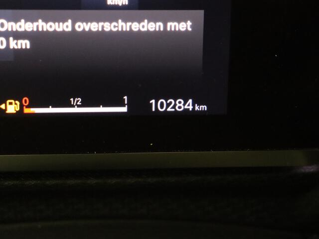 Citroen C4 X 1.2 Puretech Shine Zeer luxe C4 X Automaat ! MD