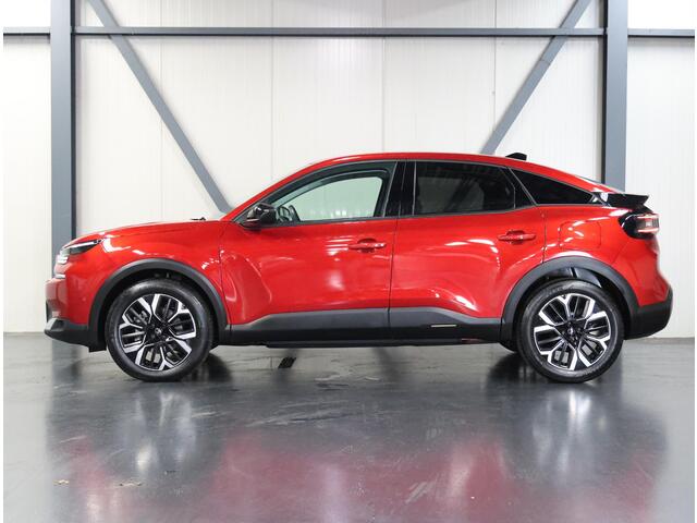 Citroen C4 1.2 Hybrid 136PK Max | AppleCarPlay/AndroidAuto | Adaptieve Cruise Control | Navigatie | LMV | Climate Control | 360'Camera | Head-Up Display | Armsteun | Isofix | Privacy Glass |