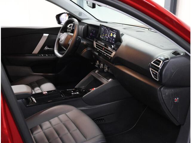 Citroen C4 1.2 Hybrid 136PK Max | AppleCarPlay/AndroidAuto | Adaptieve Cruise Control | Navigatie | LMV | Climate Control | 360'Camera | Head-Up Display | Armsteun | Isofix | Privacy Glass |
