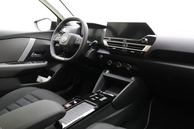 Citroen C4 1.2 Hybrid 145pk Collection Automaat | DEMO | Navigatie | Climate control | Camera | Extra getint glas | Lichtmetalen velgen | Stoelverwarming | Verwarmd voorruit