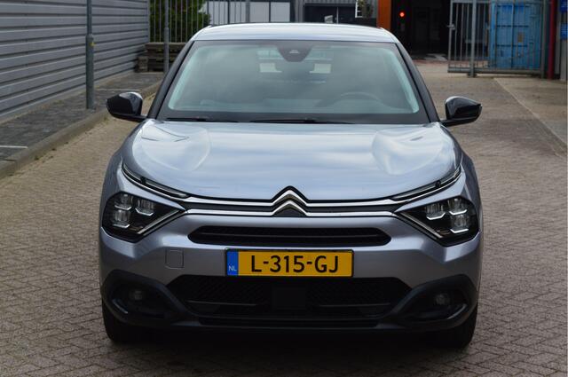 Citroen C4 1.2 Puretech Feel O.a: Trekhaak afneembaar, PDC, Carplay, Dab, Full Led, Nieuwe distributie, Etc... Rijklaar! All-in prijs!