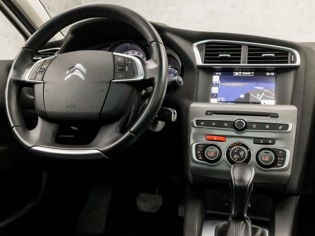 Citroen C4 1.2 PureTech Sport Automaat (PANORAMADAK, PARELMOER, APPLE CARPLAY, NAVIGATIE, CLIMATE, CRUISE, SPORTSTOELEN, TREKHAAK, GETINT GLAS, PARKEERSENSOREN, NIEUWE APK, NIEUWSTAAT)