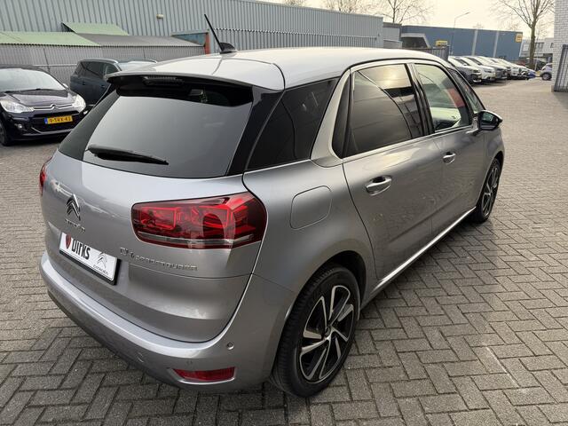 Citroen C4 SpaceTourer 130pk Shine (Camera - Keyless Entry - Parkeersensoren V+A - Navigatie - Apple Carplay - Automatisch parkeren - Automatische Airco)