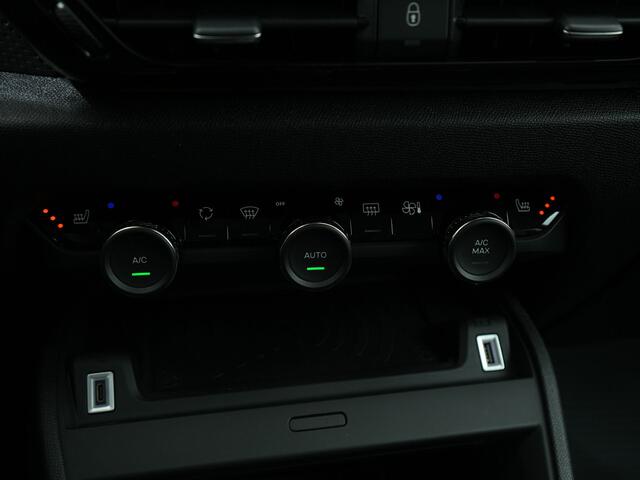 Citroen C4 1.2 PURETECH 130PK SHINE EAT8 | Navi | Winterpakket | Cruise adaptief .