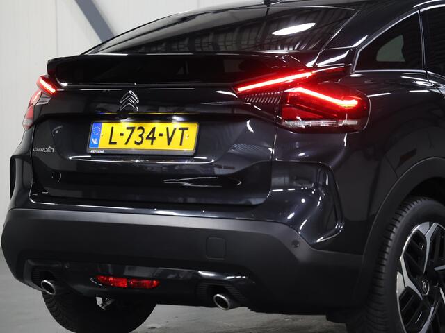 Citroen C4 1.2 130PK Feel Edition | Head-Up Display | Cruise Control | Camera | Keyless | DAB Radio | AppleCarPlay/AndroidAuto | LED | Lederen/Stoffenbekleding | Isofix | Privacy Glass | LM Velgen |