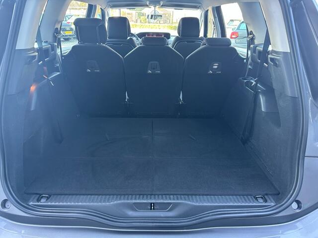 Citroen C4 1.2 PureTech Business Aut. 7 pers. Camera Trekhaak