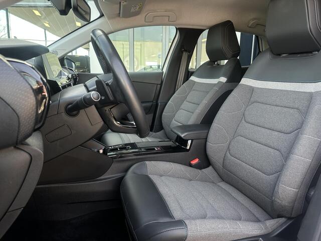 Citroen C4 1.2 Puretech Business Plus | Trekhaak | Adaptive Cruise Control | Comfort Stoelen | Navigatie | Climate Control | Keyless Entry/Start | DAB | Full LED | Apple Carplay/Android Auto | Parkeercamera/-sensoren | Head-Up Display |