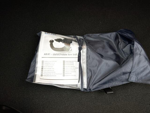 Citroen C4 X Hybrid 145pk Automaat Max | Trekhaak | All Season Banden |