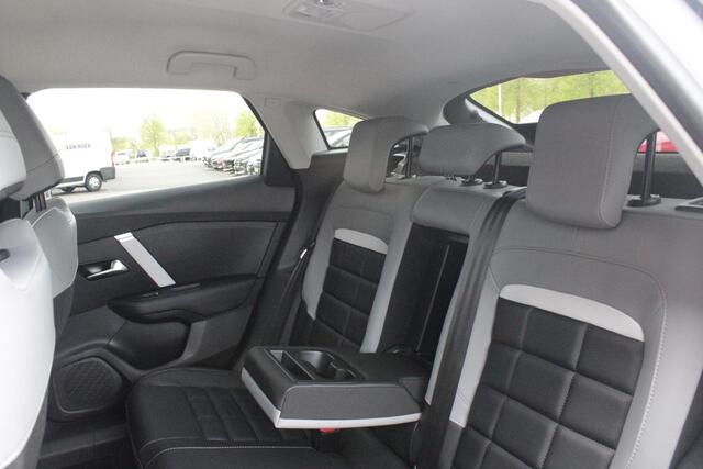 Citroen C4 C4 1.2 HYbrid 145PK MAX | HEAD UP DISPLAY | CAMERA VOOR + ACHTER | NAVIGATIE | DRAADLOZE TELEFOONLADER | FULL LED KOPLAMPEN | DRAADLOZE APPLE CARPLAY/ANDROID AUTO | 18" LICHTMETALEN VELGEN | ADAPTIVE CRUISE CONTROL | CLIMATE CONTROL | LEDEREN BEKLEDING | 