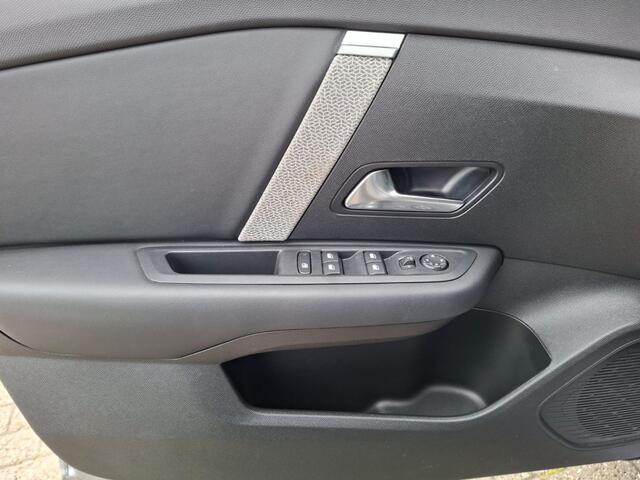 Citroen C4 1.2 PT. SHINE 130PK AUTOMAAT AIRCO NAVI LMV PDC-CAMERA