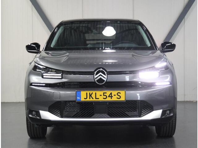 Citroen C4 1.2 Hybrid 145PK Collection | 1ste eigenaar | AppleCarPlay/AndroidAuto | Navigatie | Cruise Control | Keyless | Stoel/Voorruitverwarming | FULL LED | Camera | Isofix | Privacy Glass | Two-Tone |