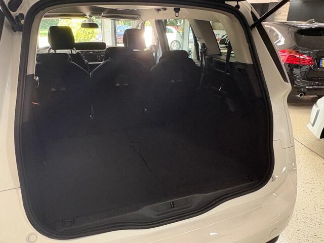 Citroen C4 1.2 130pk Business 7 Persoons Navigatie Parkeerhulp Multimedia NL NAP