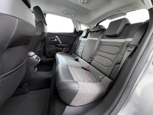 Citroen C4 1.2 Puretech Feel Edition | Parkeer camera | Navigatie