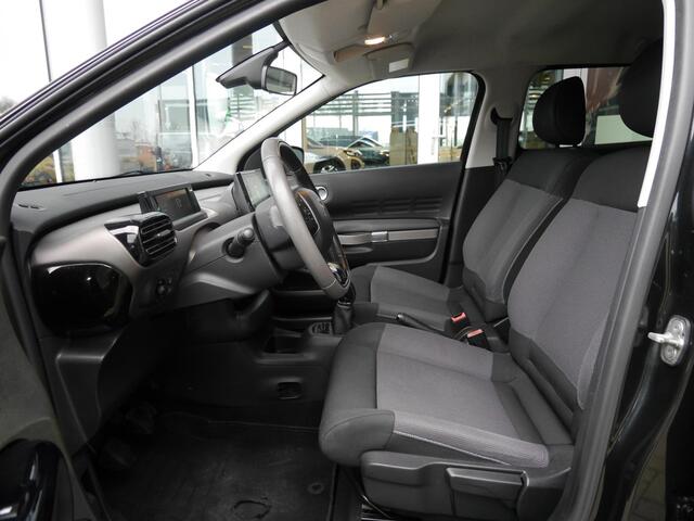 Citroen C4 CACTUS 1.2 PureTech Business | Navigatie | Cruise control | 17 inch lichtmetalen velgen | Climate control | Regensensor | Extra getint glas
