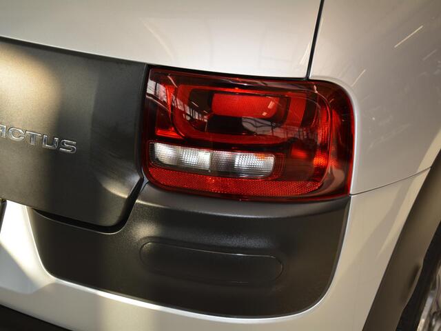 Citroen C4 CACTUS 1.2 82pk Shine | Navigatie | Achteruitrij Camera |