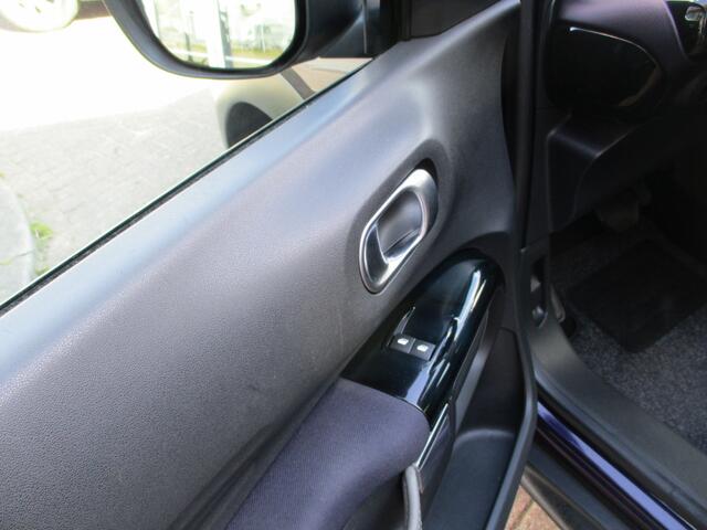 Citroen C4 CACTUS 1.2 PureTech Feel Automaat! Kilometerstand NAP!