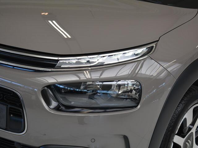 Citroen C4 CACTUS 1.2 Turbo 110pk Shine | 4 seizoenenband | Navigatie |