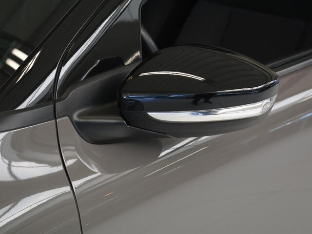 Citroen C4 CACTUS 1.2 Turbo 110pk Shine | 4 seizoenenband | Navigatie |