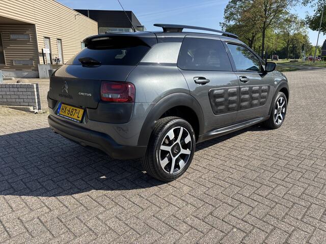 Citroen C4 CACTUS 1.2 PureTech Shine Automaat [ fm navi,camera,ecc,lmv,cruise ]