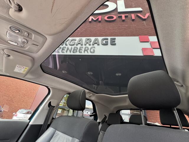 Citroen C4 CACTUS 1.2 PureTech Shine // NAVI // CAMERA // PANODAK // CLIMA // CRUISE // DAB RADIO //