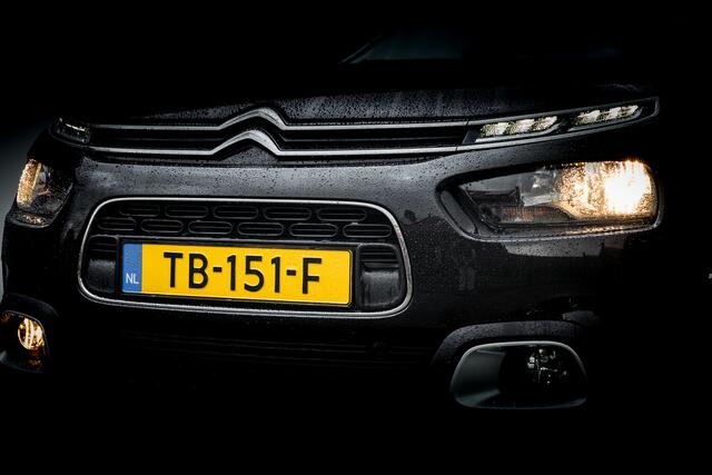 Citroen C4 CACTUS 1.2 111PK PureTech Shine AUTOMAAT RIJKLAAR INCL: GARANTIE. | AFN Trekhaak | Navigatie | Clima | Cr Control | Achteruitrijcamera |