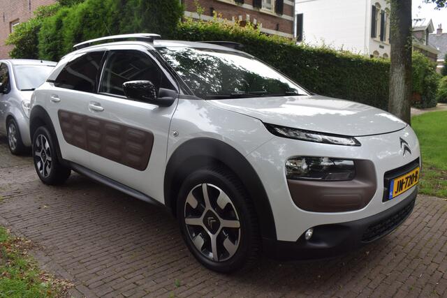 Citroen C4 CACTUS 1.2 PureTech Shine Pano