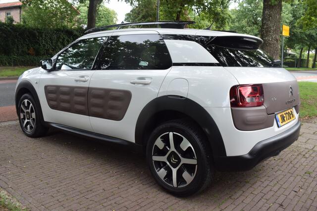Citroen C4 CACTUS 1.2 PureTech Shine Pano
