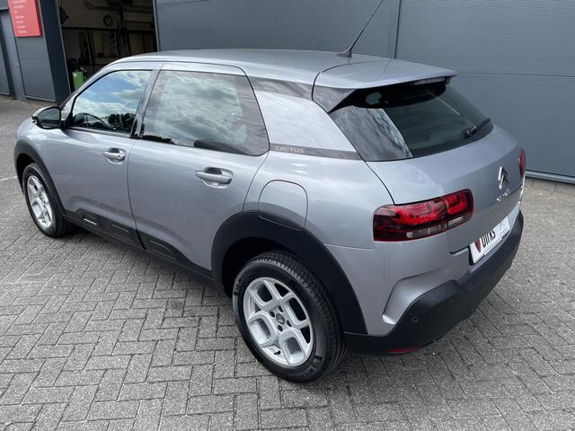 Citroen C4 CACTUS 110pk Feel (Camera - Navigatie - Apple Carplay - Parkeersensoren - Automatische Airco - Lichtmetalen velgen)