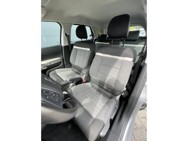 Citroen C4 CACTUS 110pk Feel (Camera - Navigatie - Apple Carplay - Parkeersensoren - Automatische Airco - Lichtmetalen velgen)