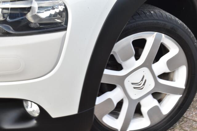 Citroen C4 CACTUS PureTech 82 White Airconditioning | Camera achter | LM Velgen | Navigatie |