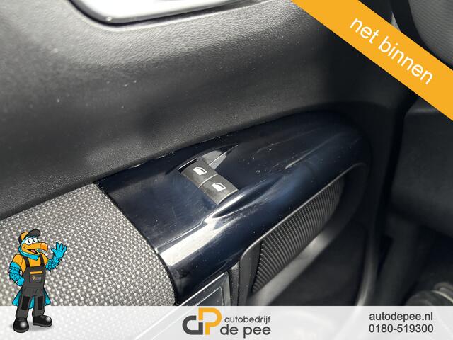 Citroen C4 CACTUS 1.2 PureTech Shine GARANTIE/CLIMA/CRUISE/NAVI/BLUETOOTH/LICHTMETAAL rijklaarprijs!