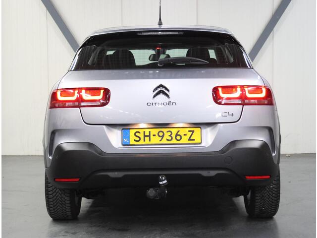 Citroen C4 CACTUS 1.2 110PK Business | AUTOMAAT | AppleCarPlay/AndroidAuto | Armsteun | Cruise Control | Climate Control | DAB Radio | LED | Isofix | Privacy Glass | LM Velgen | Parkeersensoren |