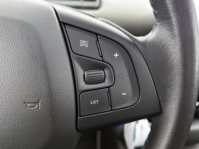 Citroen C4 CACTUS 110 PK Business | Rijklaar | Comfort Seats | Trekhaak | Navigatie |