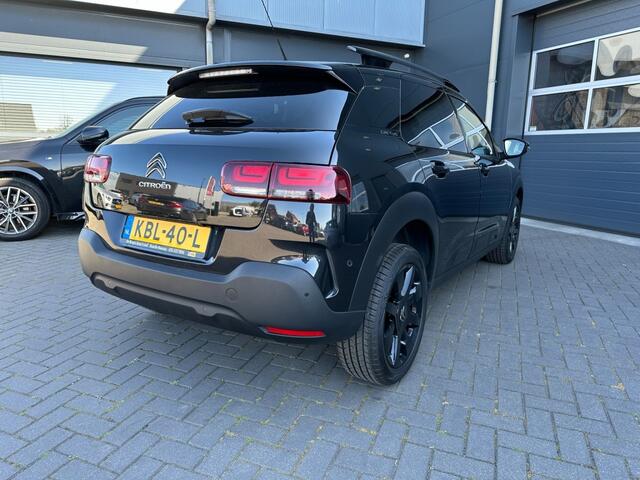 Citroen C4 CACTUS 1.2 PereTech Shine Aut. Navi. Camera