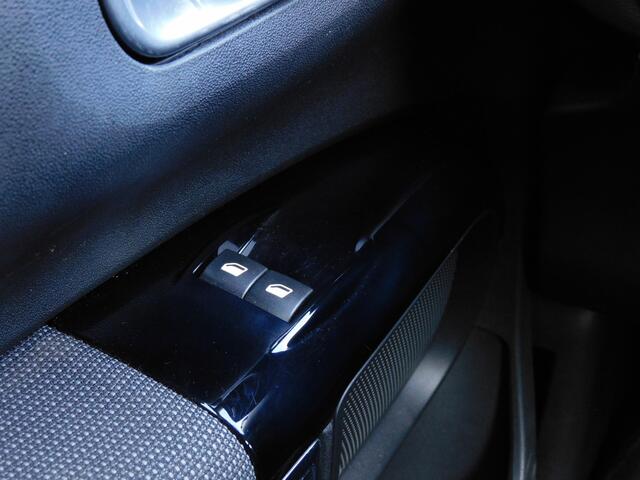 Citroen C4 CACTUS 1.2 PureTech Feel TOPSTAAT! DEALER ONDERHOUDEN! NAVI! BLUETOOTH! CLIMA! CRUISE! LM VELGEN!